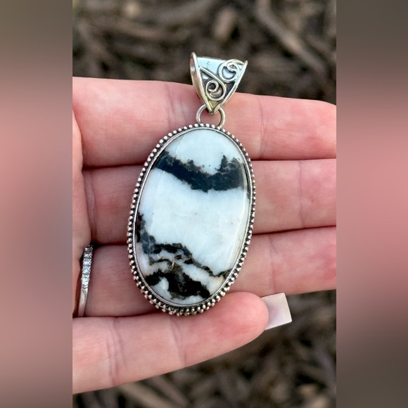 Handmade Jewelry - 925 Sterling Silver White Buffalo Turquoise Pendant